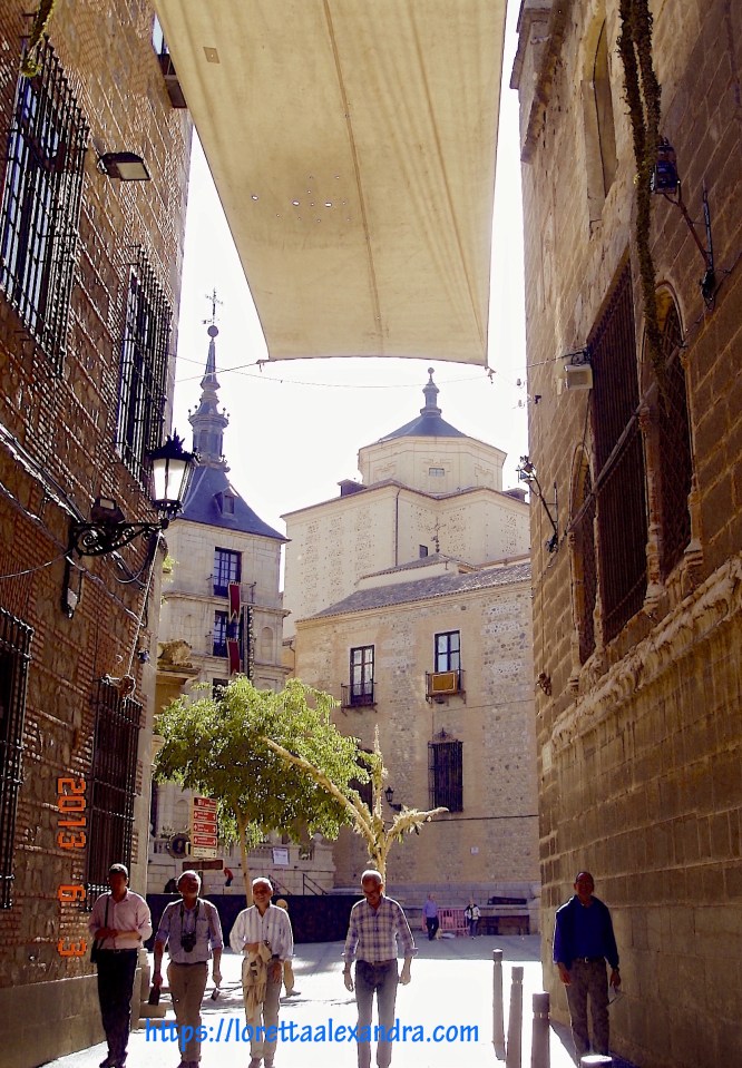 On a walking tour of old Toledo
