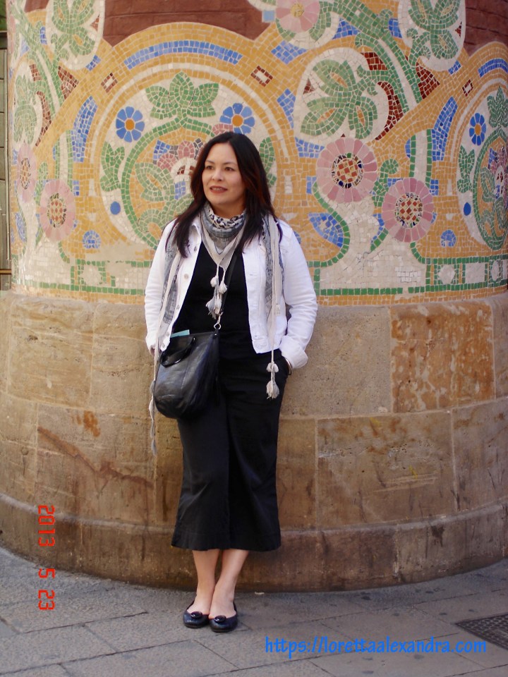 Mitsi Ito, outside Palau de la Musica Catalana