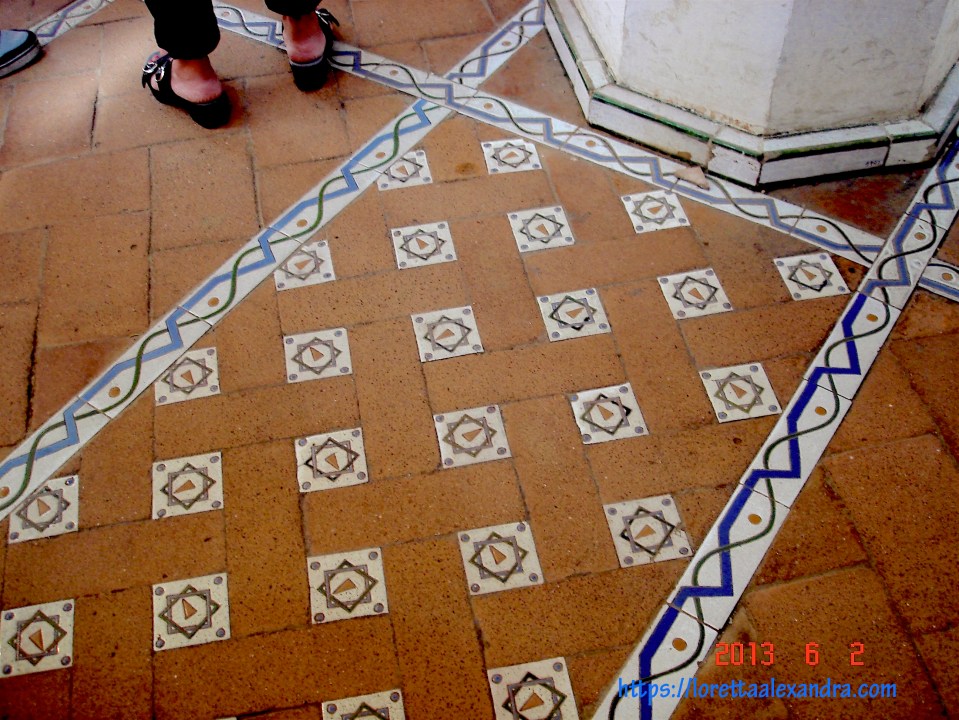 Detail of ceramic tile flooring - Santa María la Blanca, Toledo