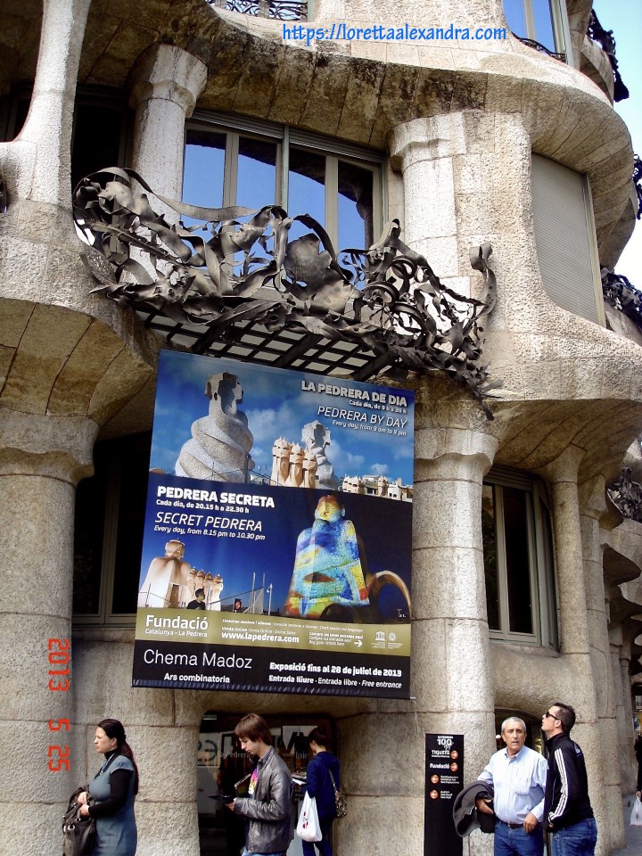 Entrance to Casa Milà, Passeig de Gràcia, 92, Barcelona, Spain