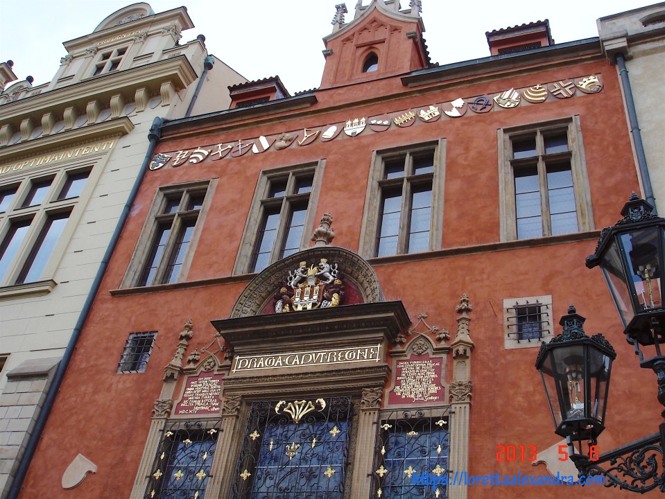 "Praga caput regni" (Prague, the capital of the kingdom), Old Town Square