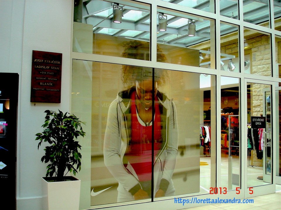 Pariska Street, Prague