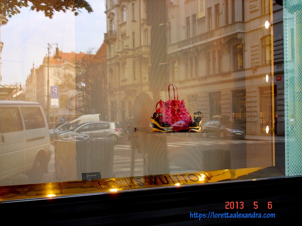 LOUIS VUITTON on Pariska Street, in Prague