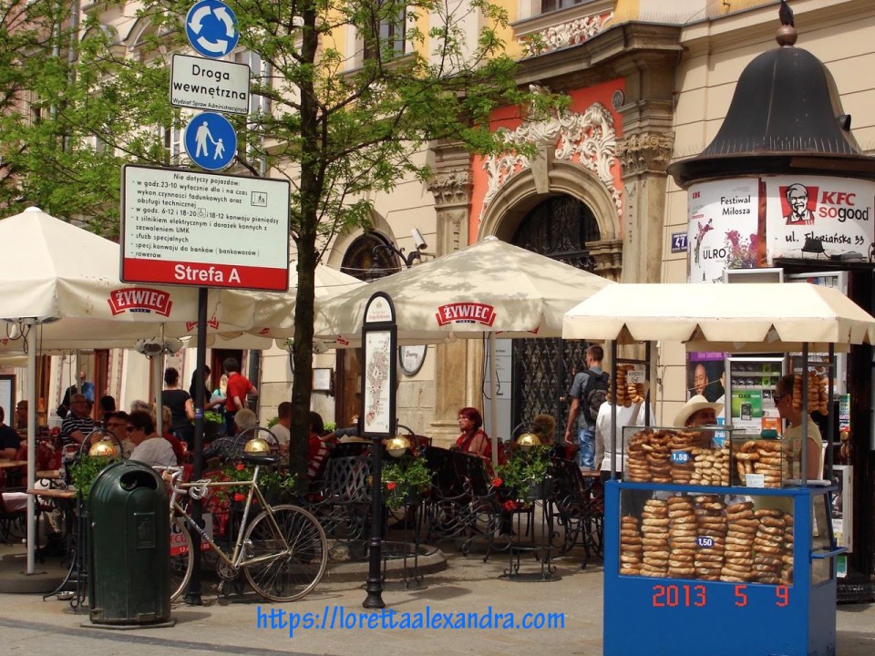 Kraków’s Rynek Glowny Grand Square (Old Town/Main Market Square)